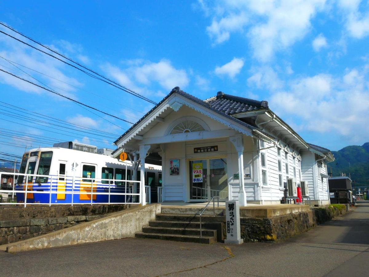 駅前宿舎 禪 Shared House Zen Eiheiji Esterno foto