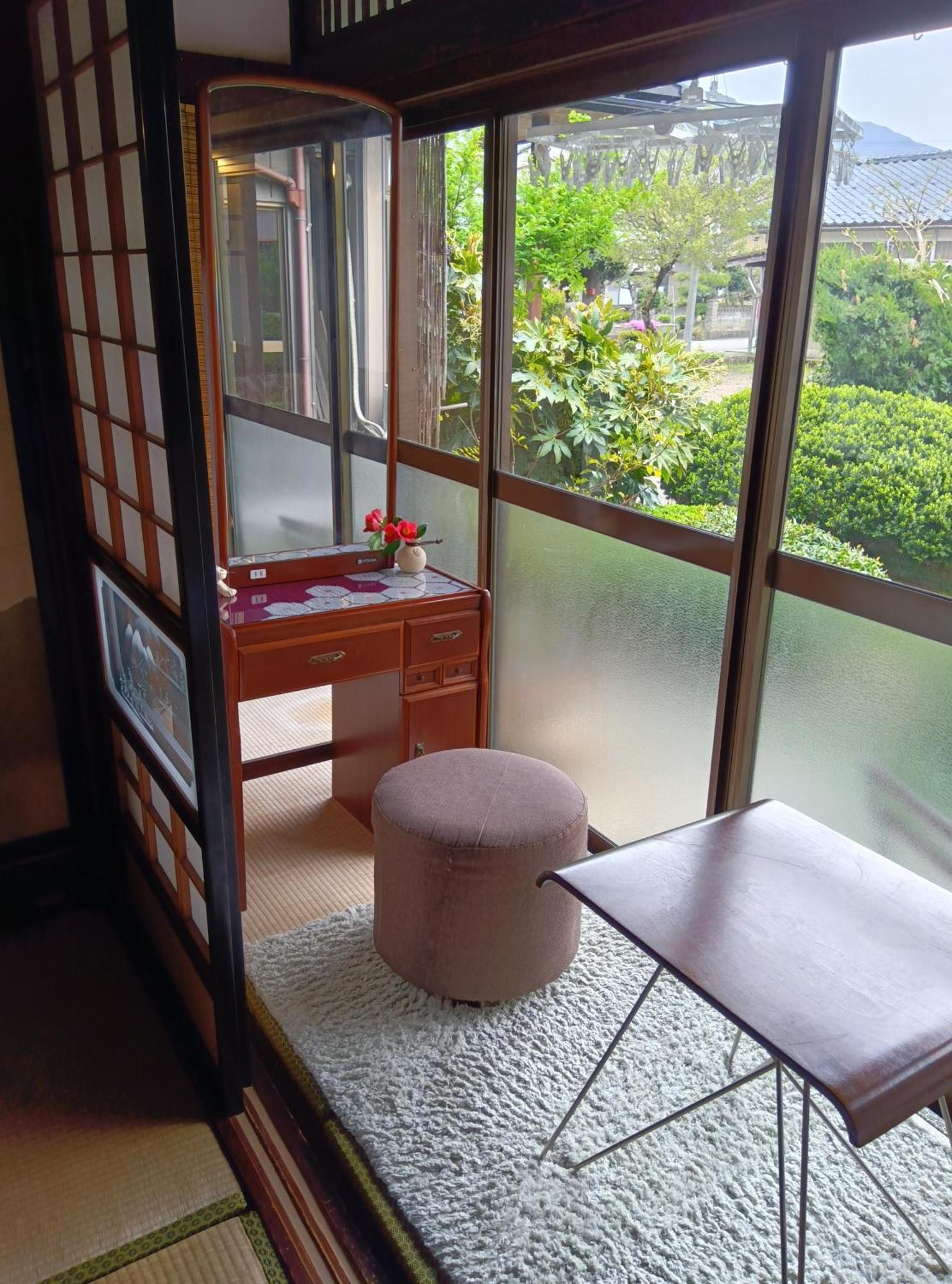 駅前宿舎 禪 Shared House Zen Eiheiji Esterno foto
